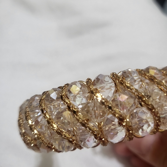 Gold color breaded  brand new bracelet - Picture 5 of 7